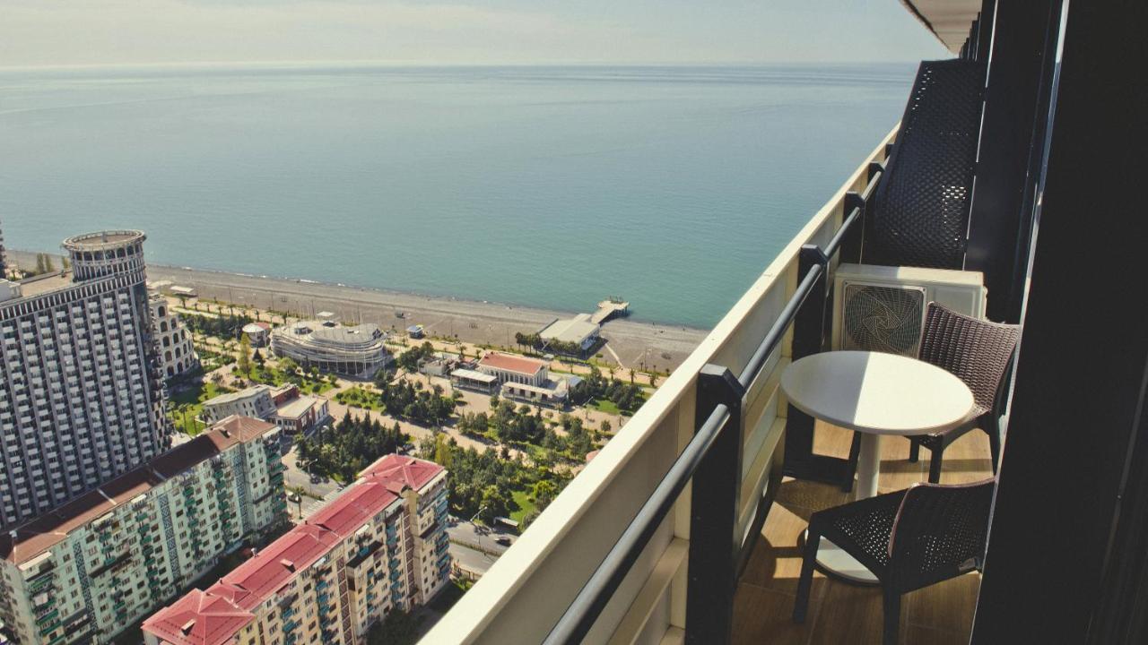 Orbi City Aparthotel Batumi Eksteriør billede