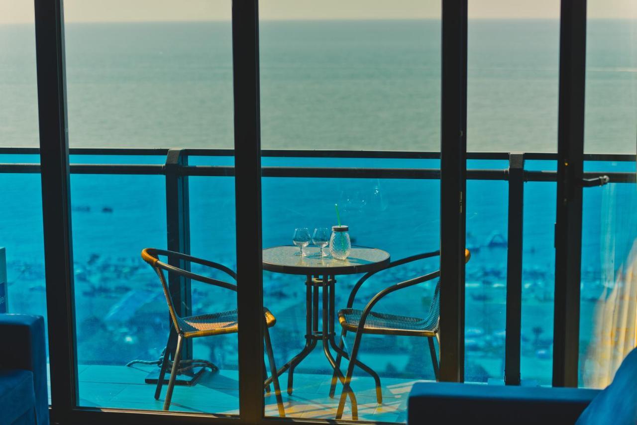 Orbi City Aparthotel Batumi Eksteriør billede