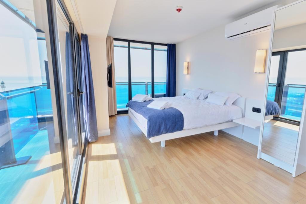 Orbi City Aparthotel Batumi Eksteriør billede
