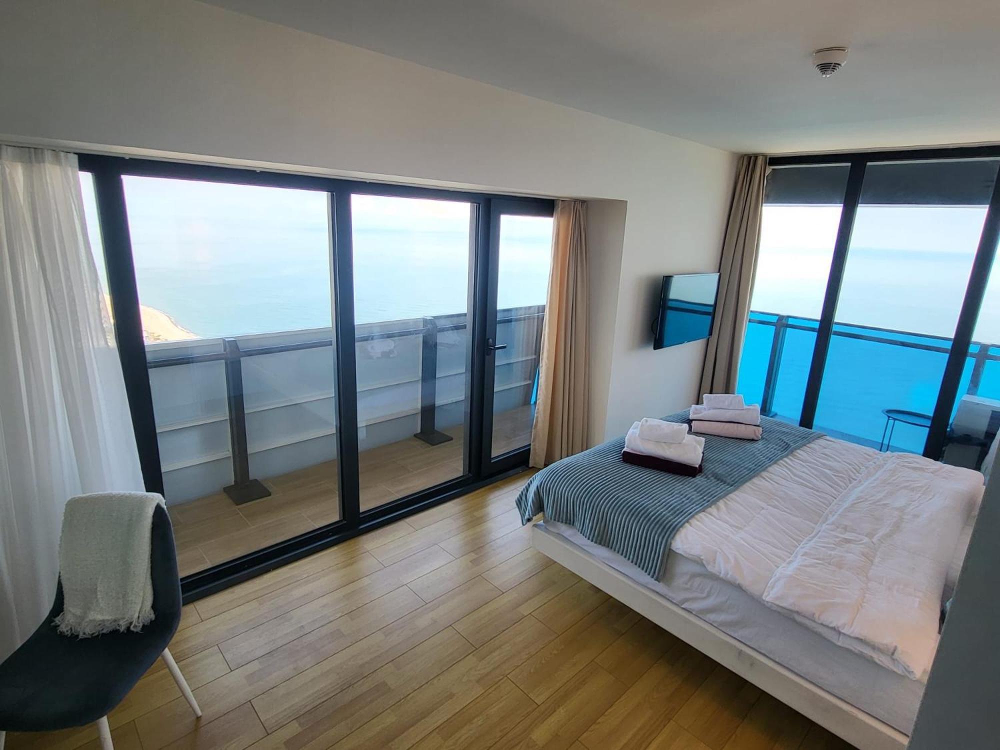 Orbi City Aparthotel Batumi Værelse billede